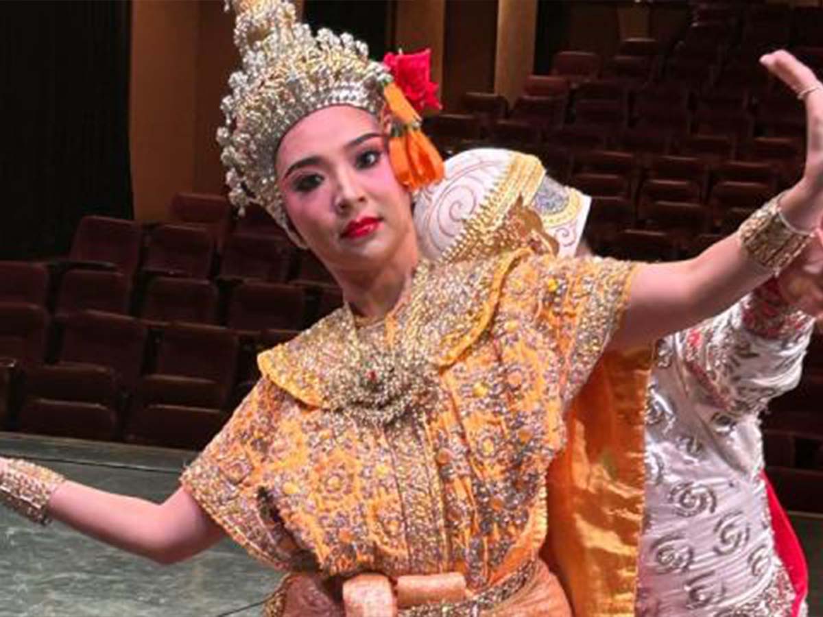 Historic Bangkok Theatre’s Passionate Performers Keep Masked Art Alive