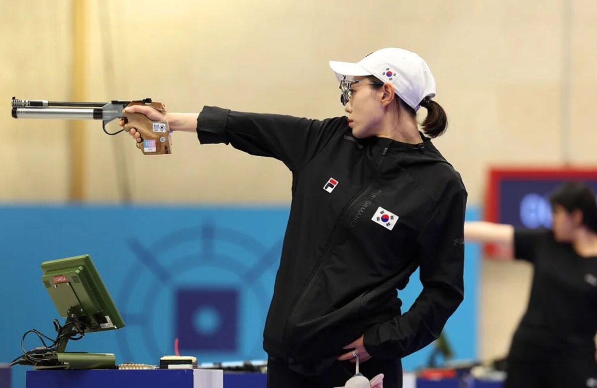 South Korea’s Olympic Shooting Star Wins Hearts Online with Record-Breaking Feat