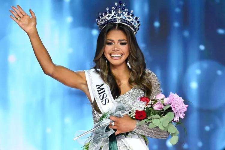 Miss USA Celebrates New Winner amidst Year of Pageant Controversy